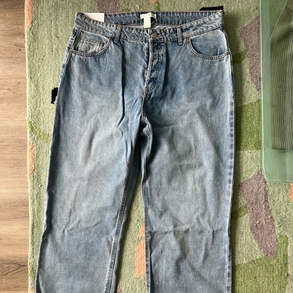 BNWT the TikTok Famous H&M Jeans! Loose Straight High Rise Jeans - Picture 4 of 6
